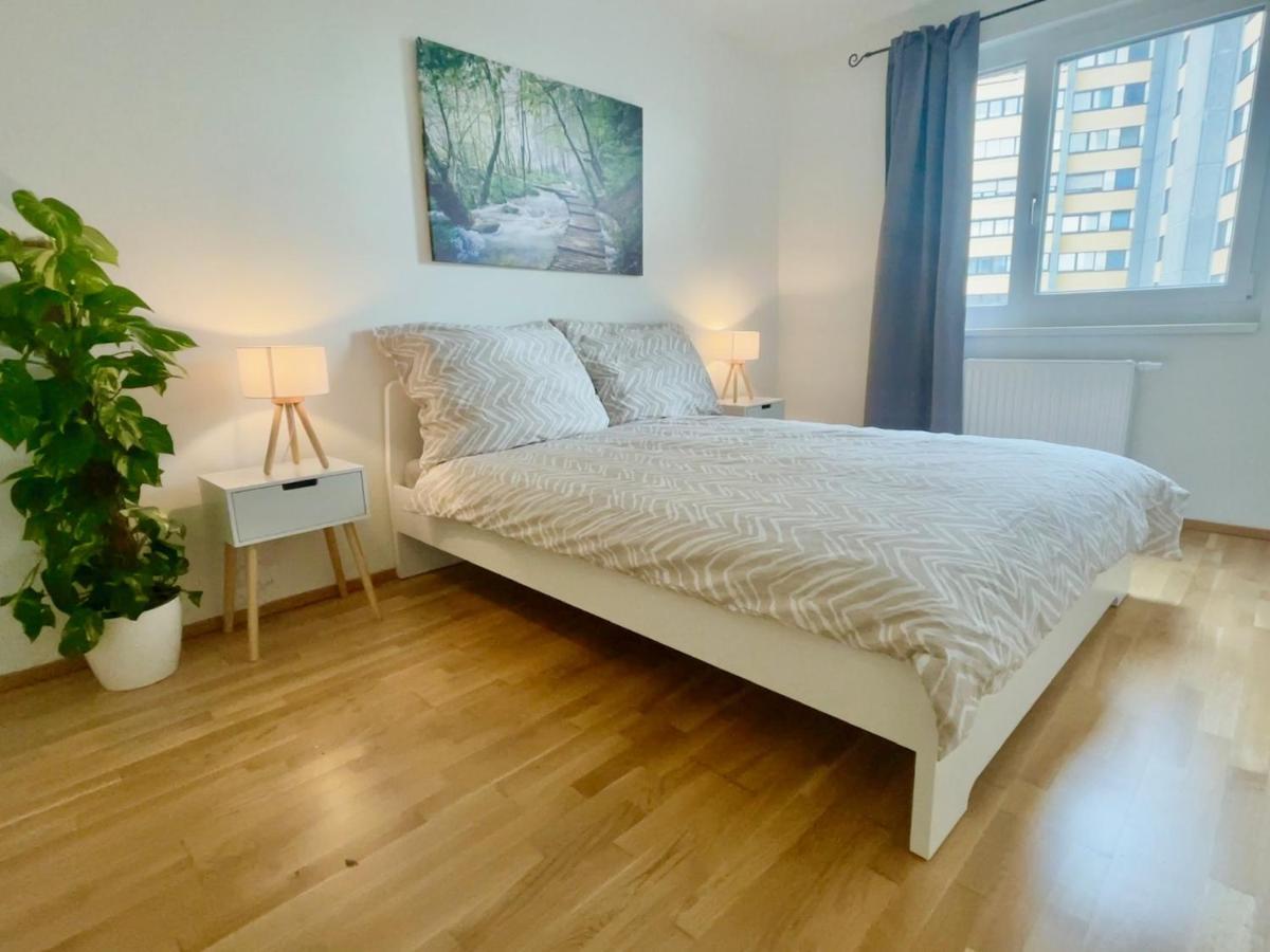 Central 55M2 Flat With Balcony & Parking 비엔나 외부 사진