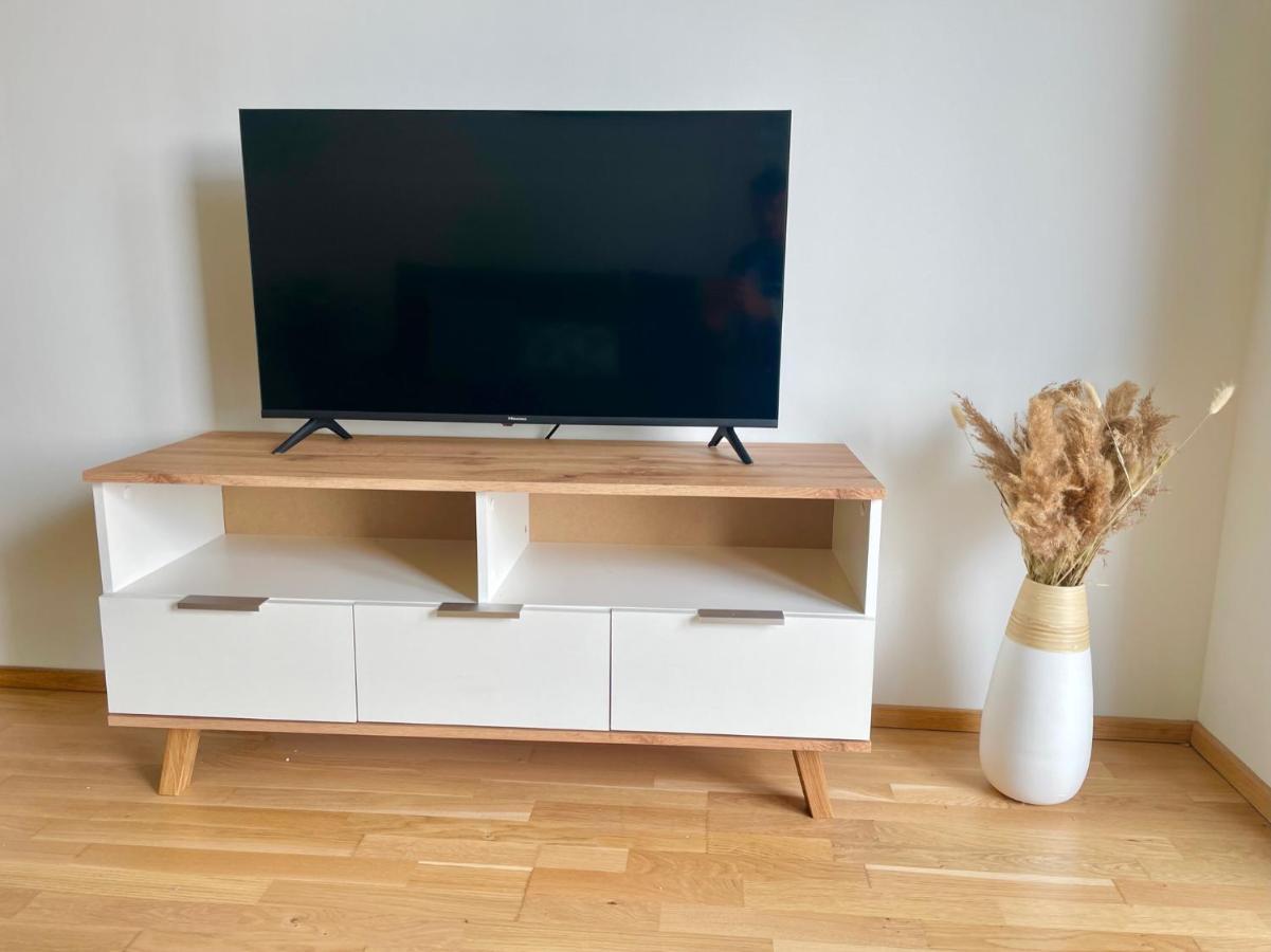 Central 55M2 Flat With Balcony & Parking 비엔나 외부 사진