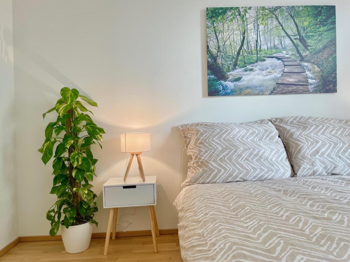 Central 55M2 Flat With Balcony & Parking 비엔나 외부 사진
